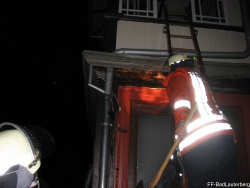 2009_08_09 Endstehungsbrand Erikastrasse 2 002